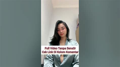 Sofia Hot live lagi di mango, bar bar bikin ngaceng pascol.